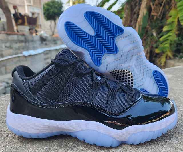 Air Jordan 11 Retro Low Space Jam